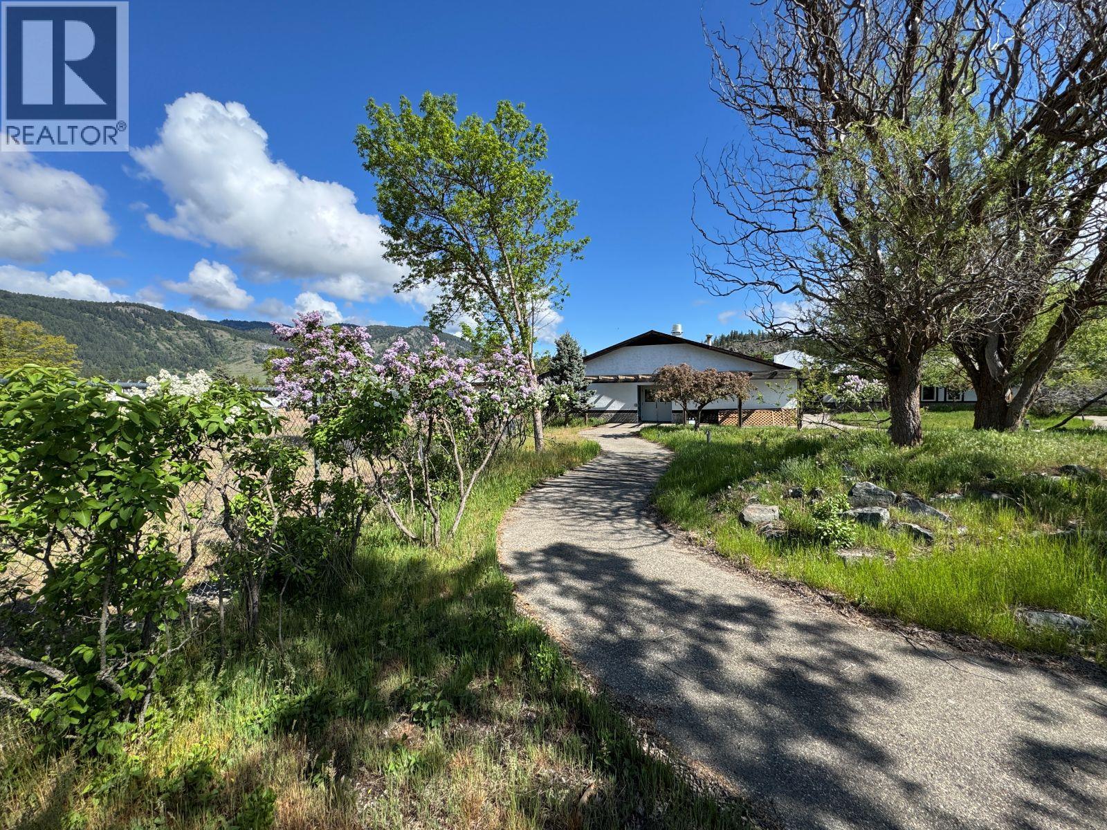 2320 78Th Avenue, Grand Forks, BC