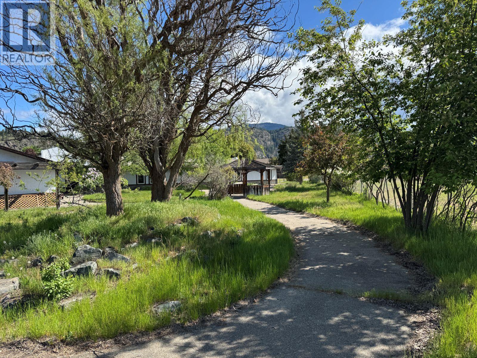 2320 78Th Avenue, Grand Forks, BC