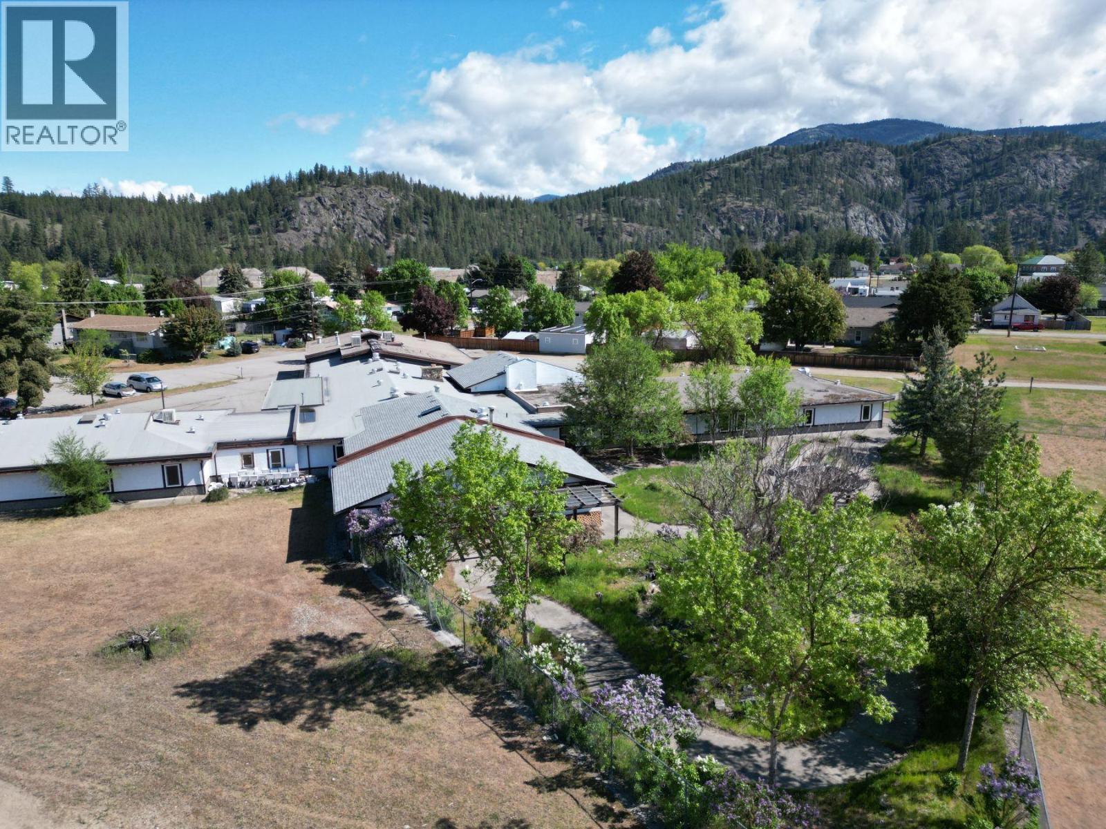 2320 78Th Avenue, Grand Forks, BC