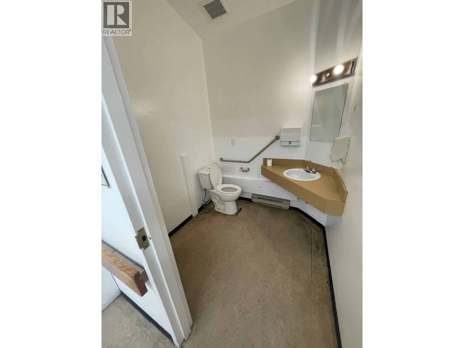 2320 78Th Avenue, Grand Forks, BC