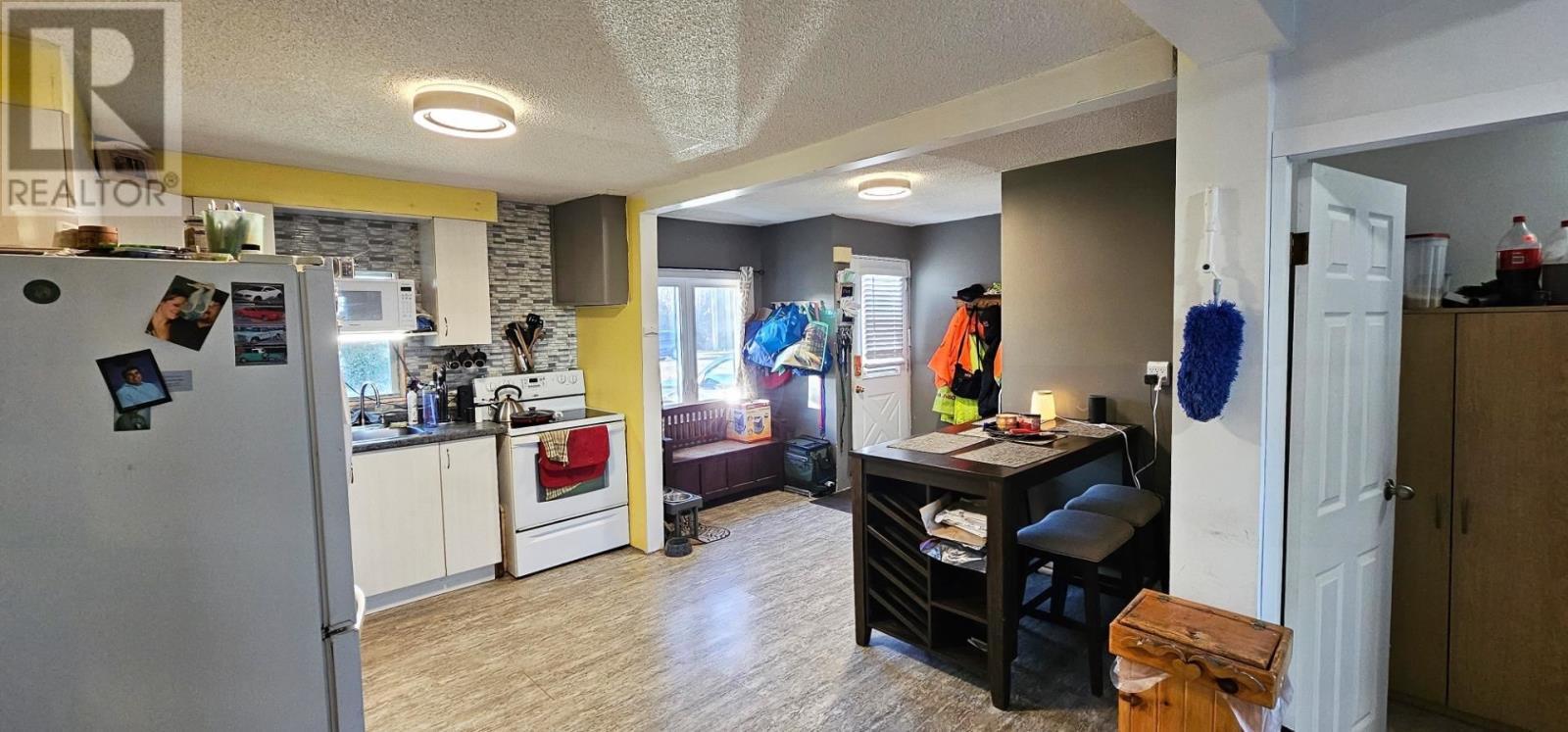 141 Federation St, Thessalon, ON - Indoor