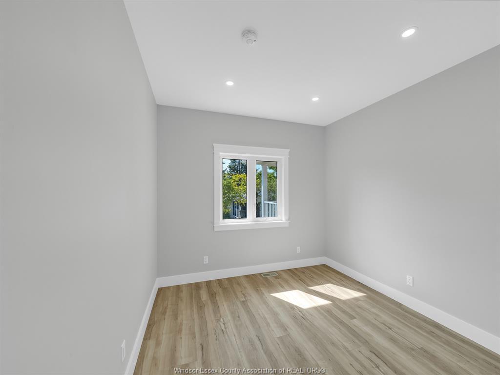 157 Gloucester Drive, Essex, ON