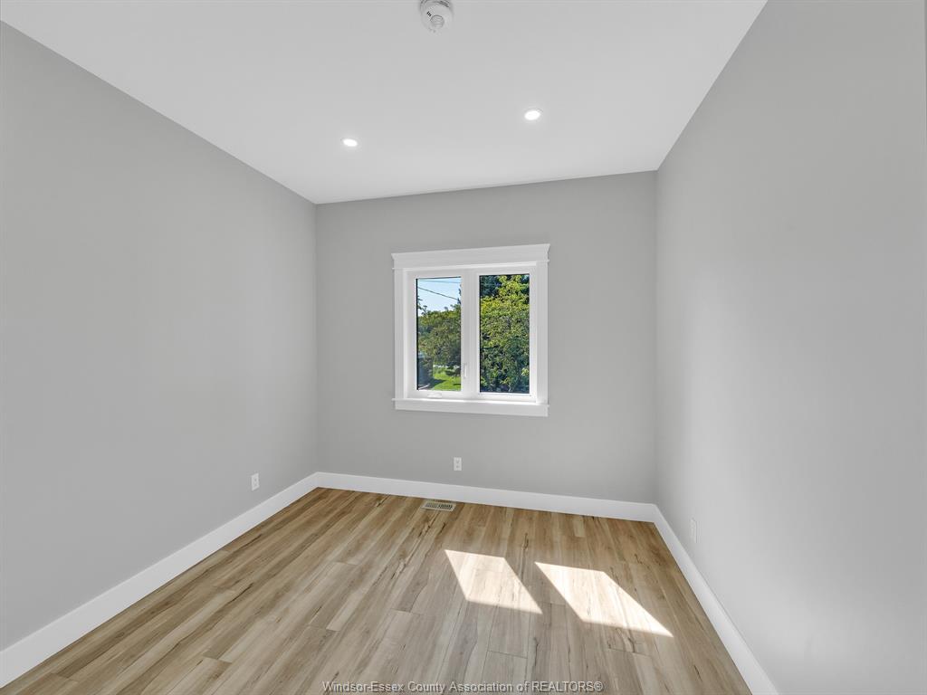 157 Gloucester Drive, Essex, ON