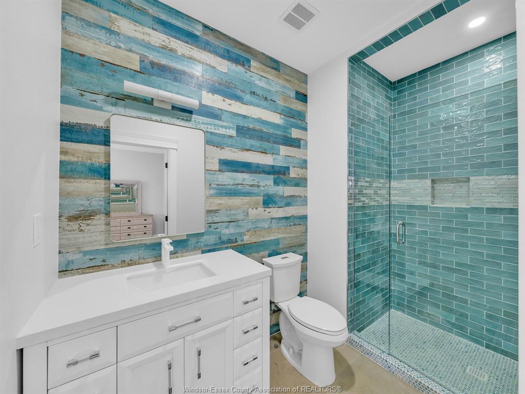 157 Gloucester Drive, Essex, ON