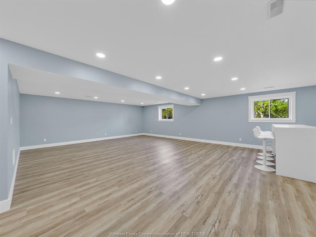 157 Gloucester Drive, Essex, ON