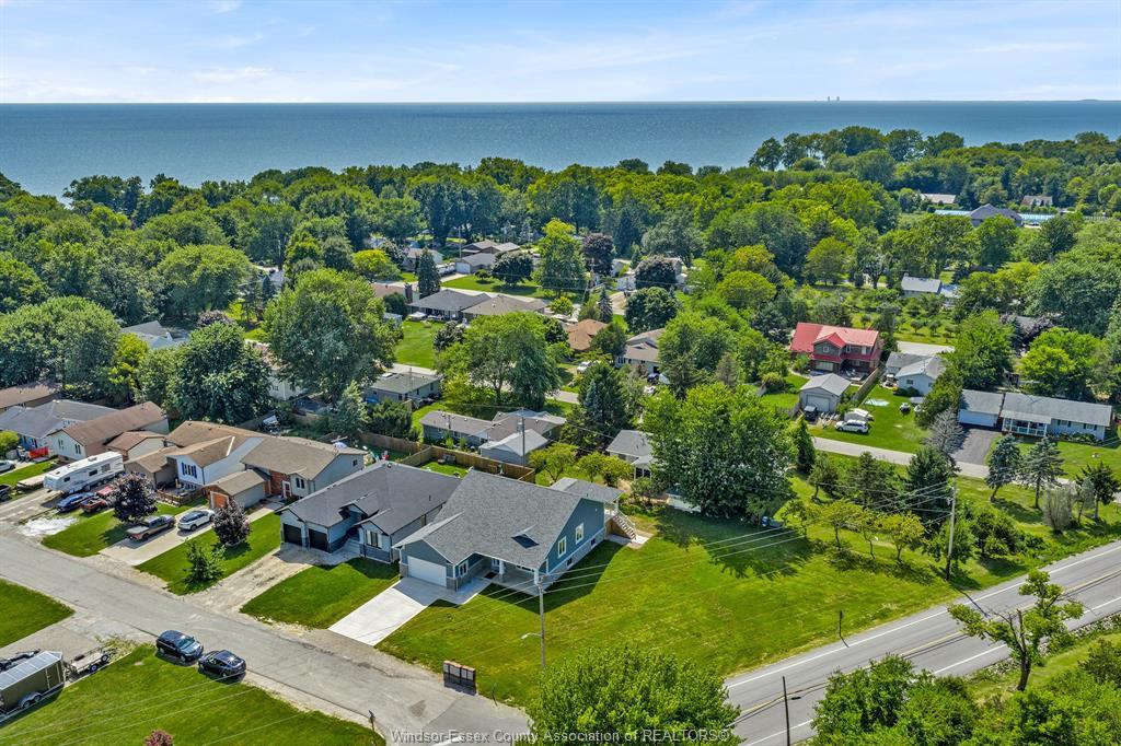 157 Gloucester Drive, Essex, ON