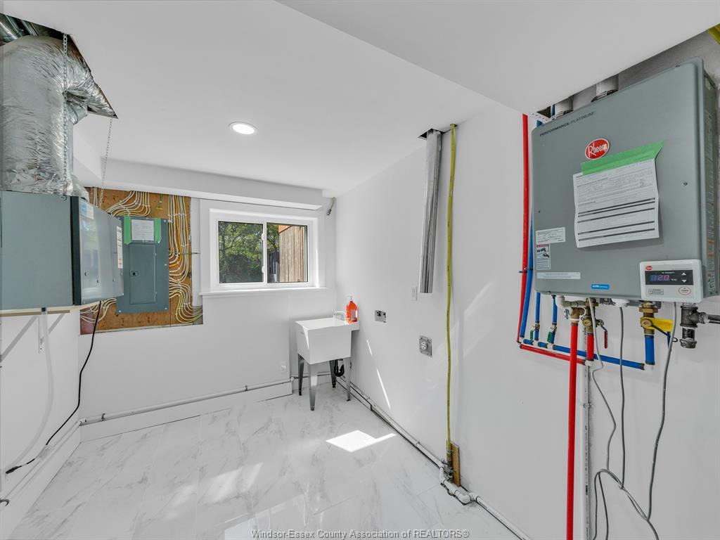 157 Gloucester Drive, Essex, ON