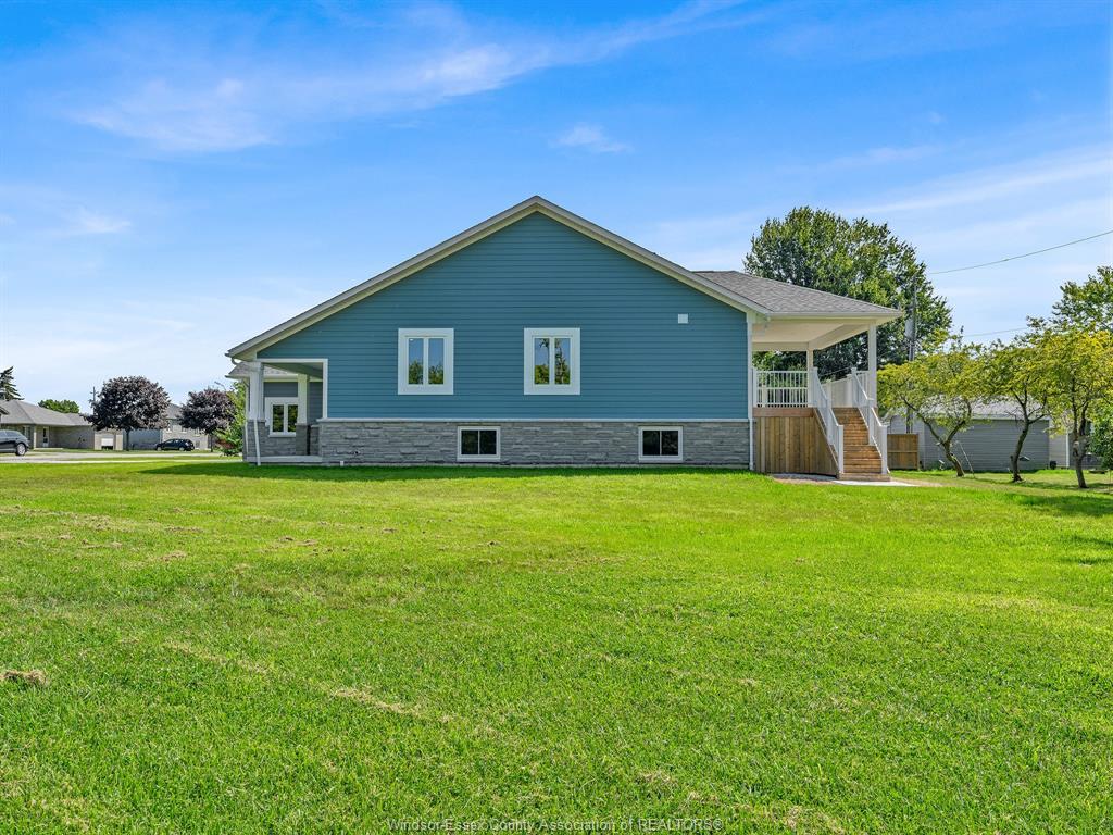 157 Gloucester Drive, Essex, ON