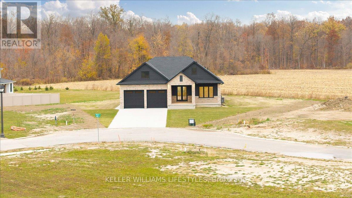 126 Fraser Crescent, Lambton Shores (Forest), ON - Outdoor