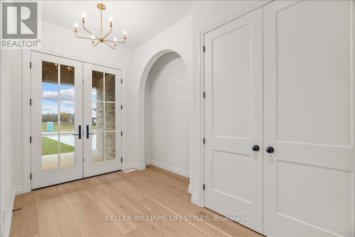 126 Fraser Crescent, Lambton Shores (Forest), ON - Indoor Photo Showing Other Room