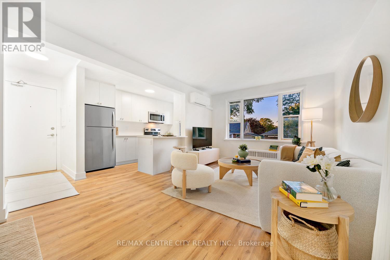 13 - 232 Elm Street, St. Thomas, ON - Indoor