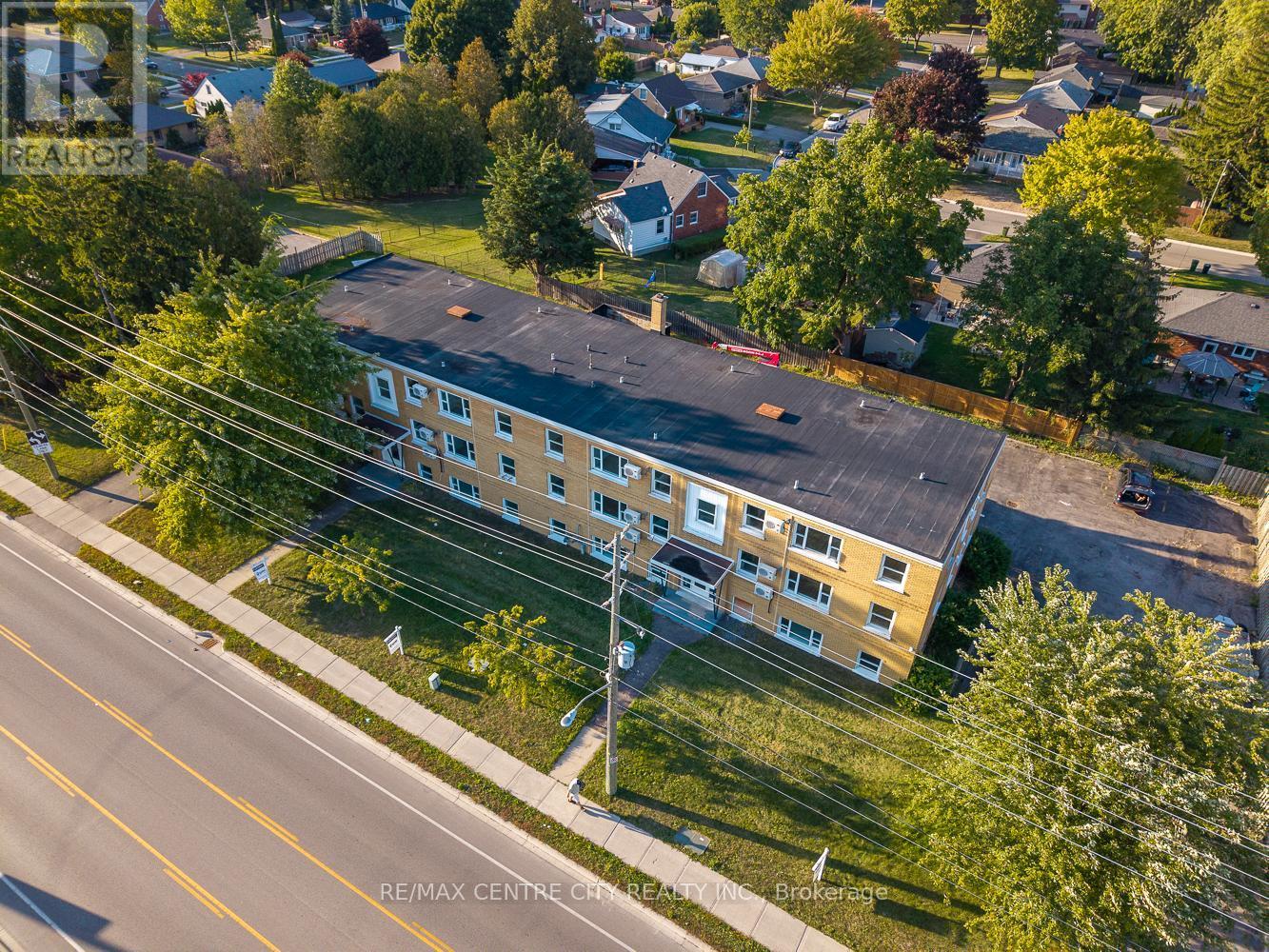 13 - 232 Elm Street, St. Thomas, ON - Outdoor With View