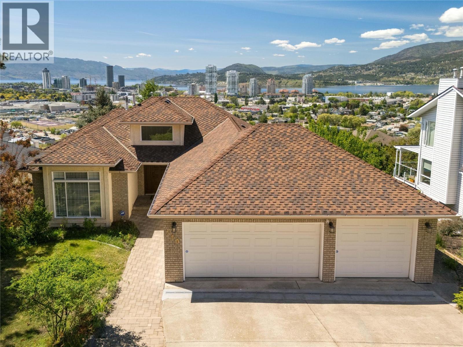 740 Royal Pine Drive, Kelowna, BC - Outdoor