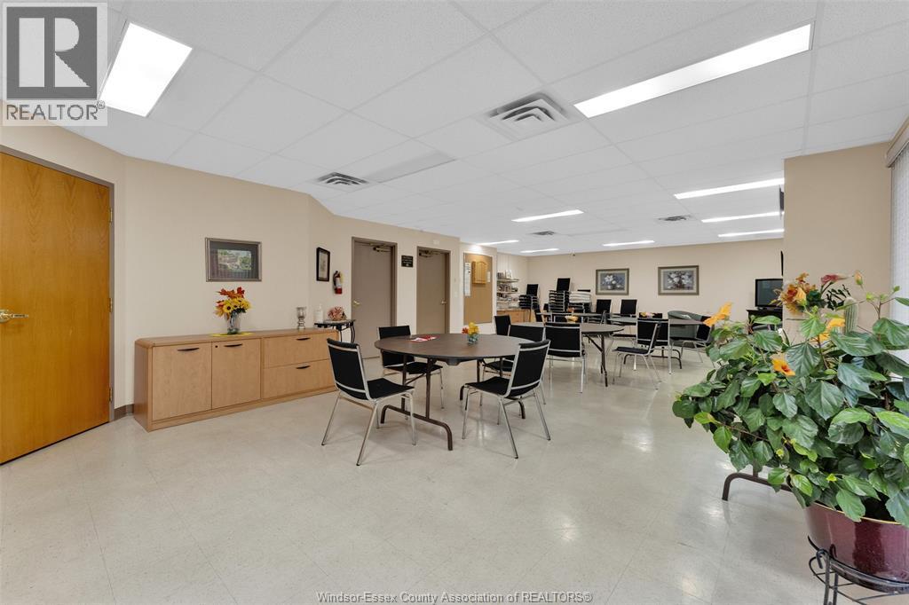 315 Village Grove Unit# 501, Tecumseh, ON - Indoor