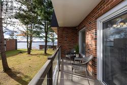 Large balcony with views of Georgian Bay! -