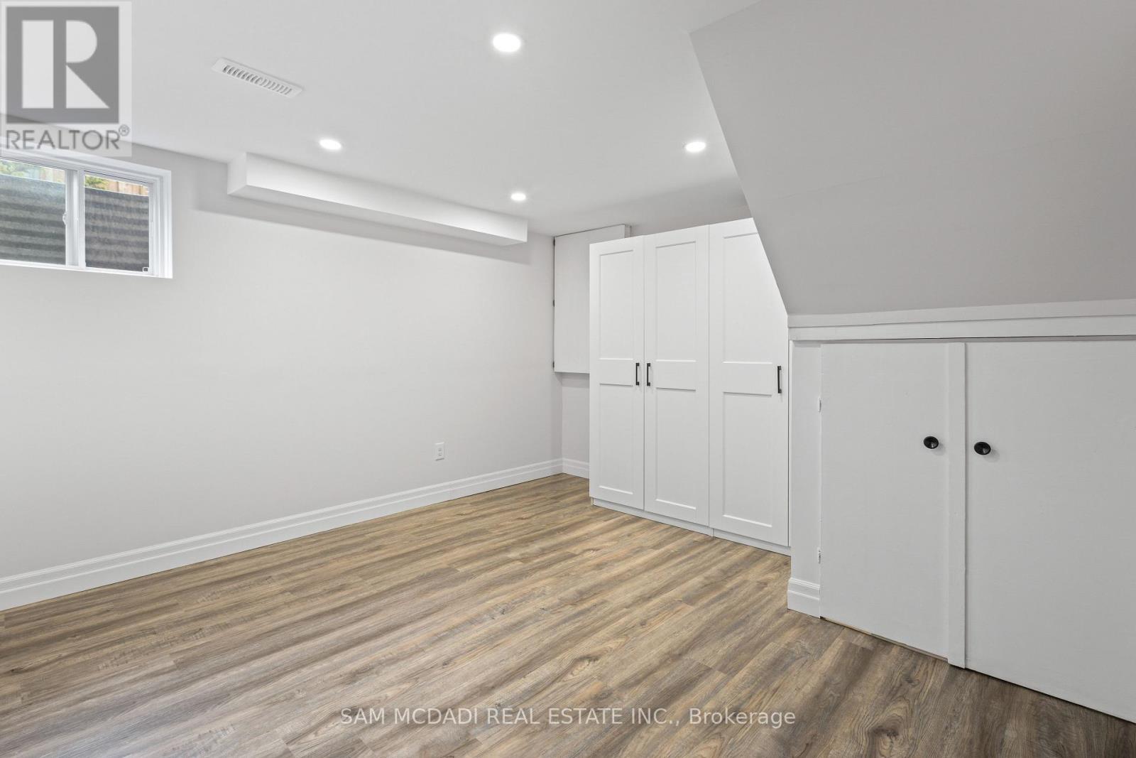 2535 Robin Drive, Mississauga, ON - Indoor Photo Showing Other Room