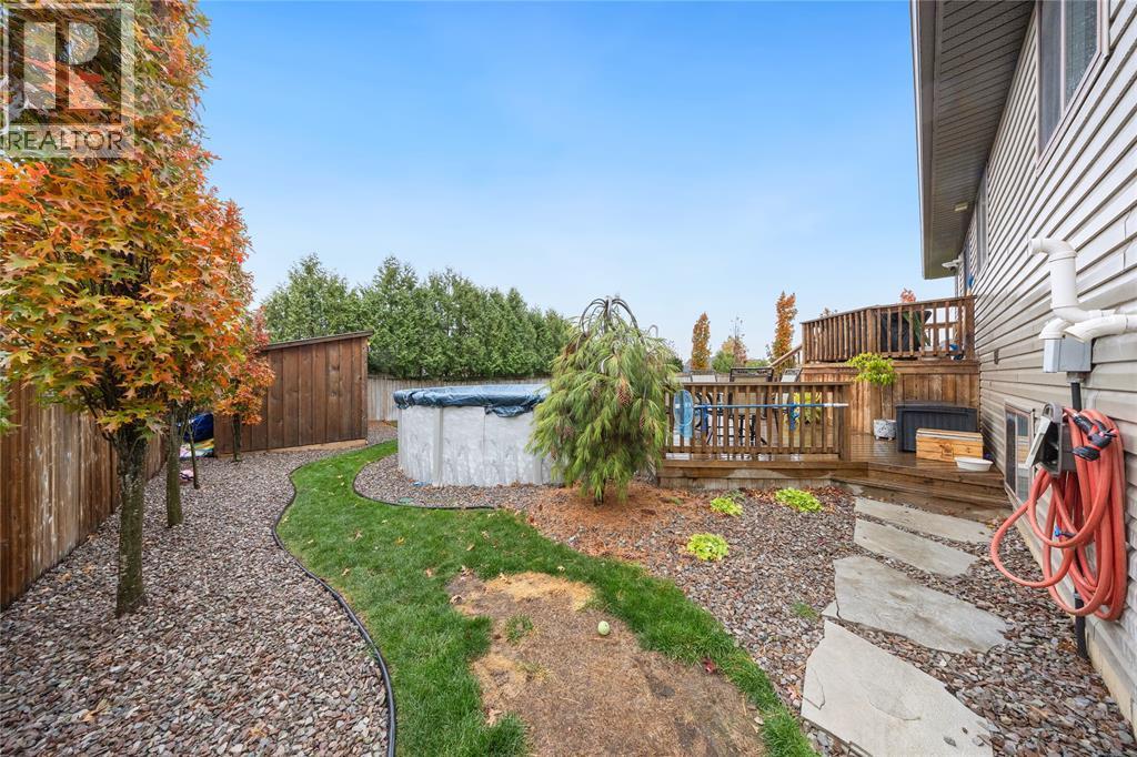 279 Homestretch Drive, St Clair, ON - Outdoor