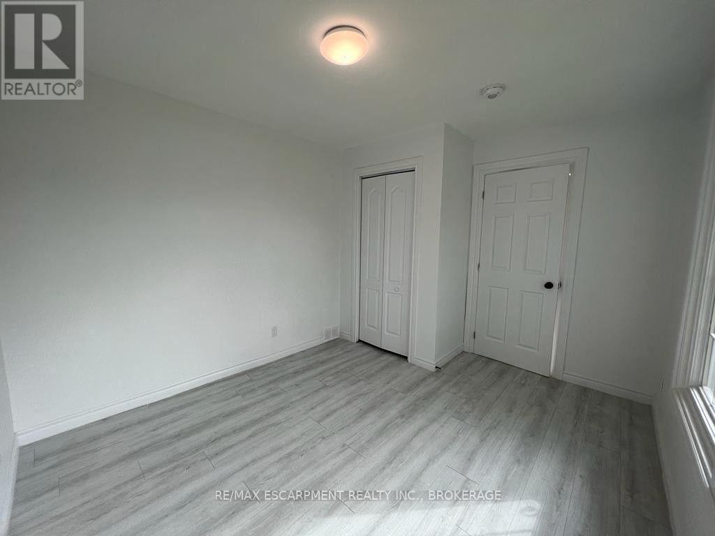 Upper - 22 Macoomb Drive, Welland (N. Welland), ON - Indoor Photo Showing Other Room