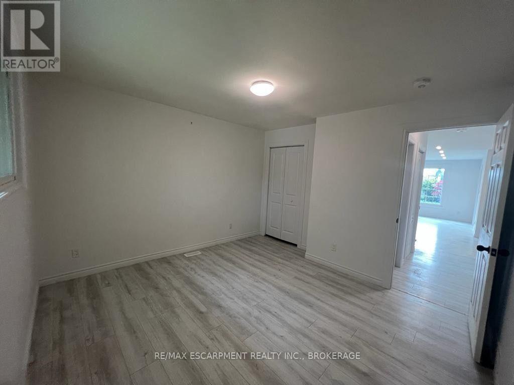 Upper - 22 Macoomb Drive, Welland (N. Welland), ON - Indoor Photo Showing Other Room