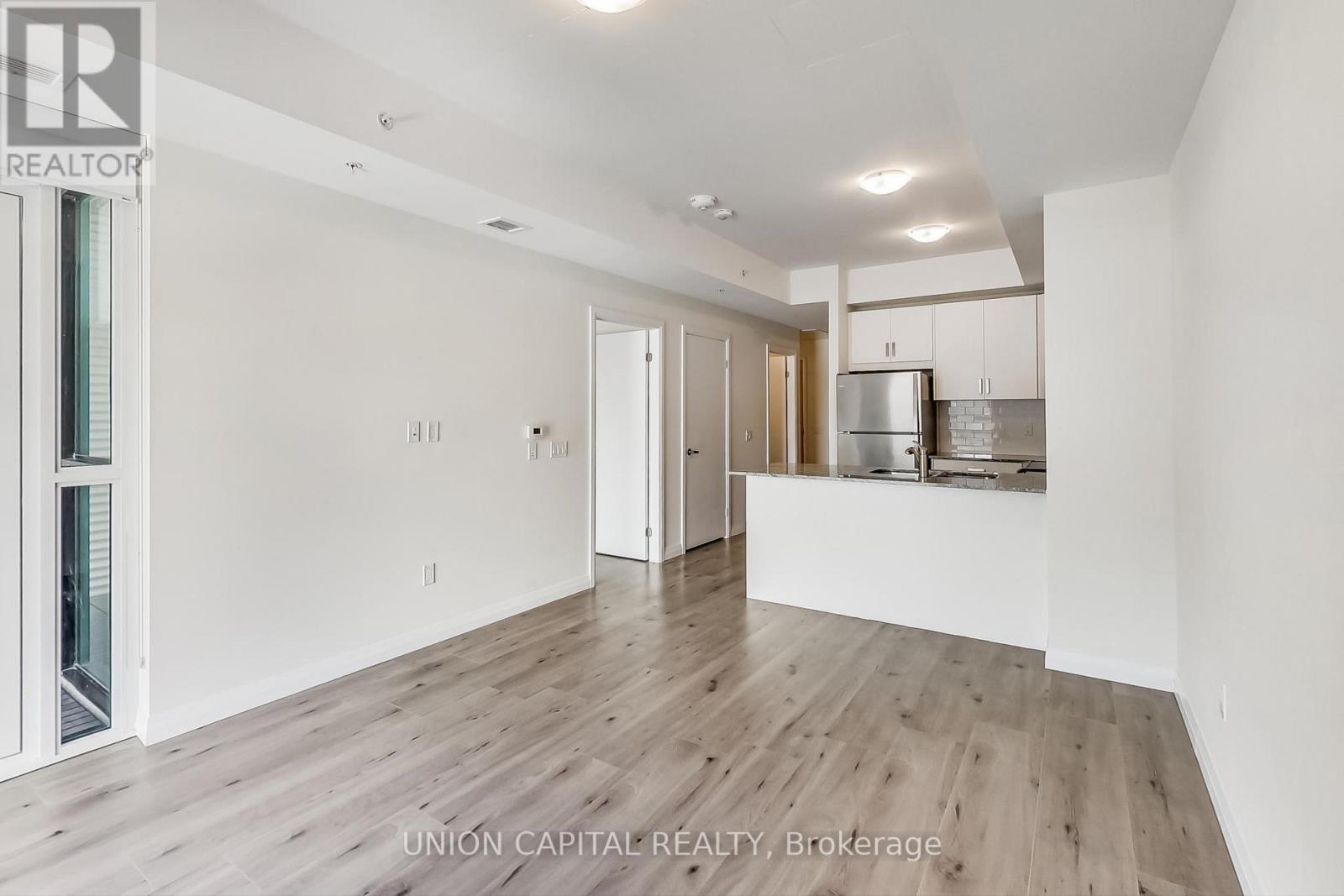 801 - 60 Charles Street W, Kitchener, ON - Indoor Photo Showing Other Room