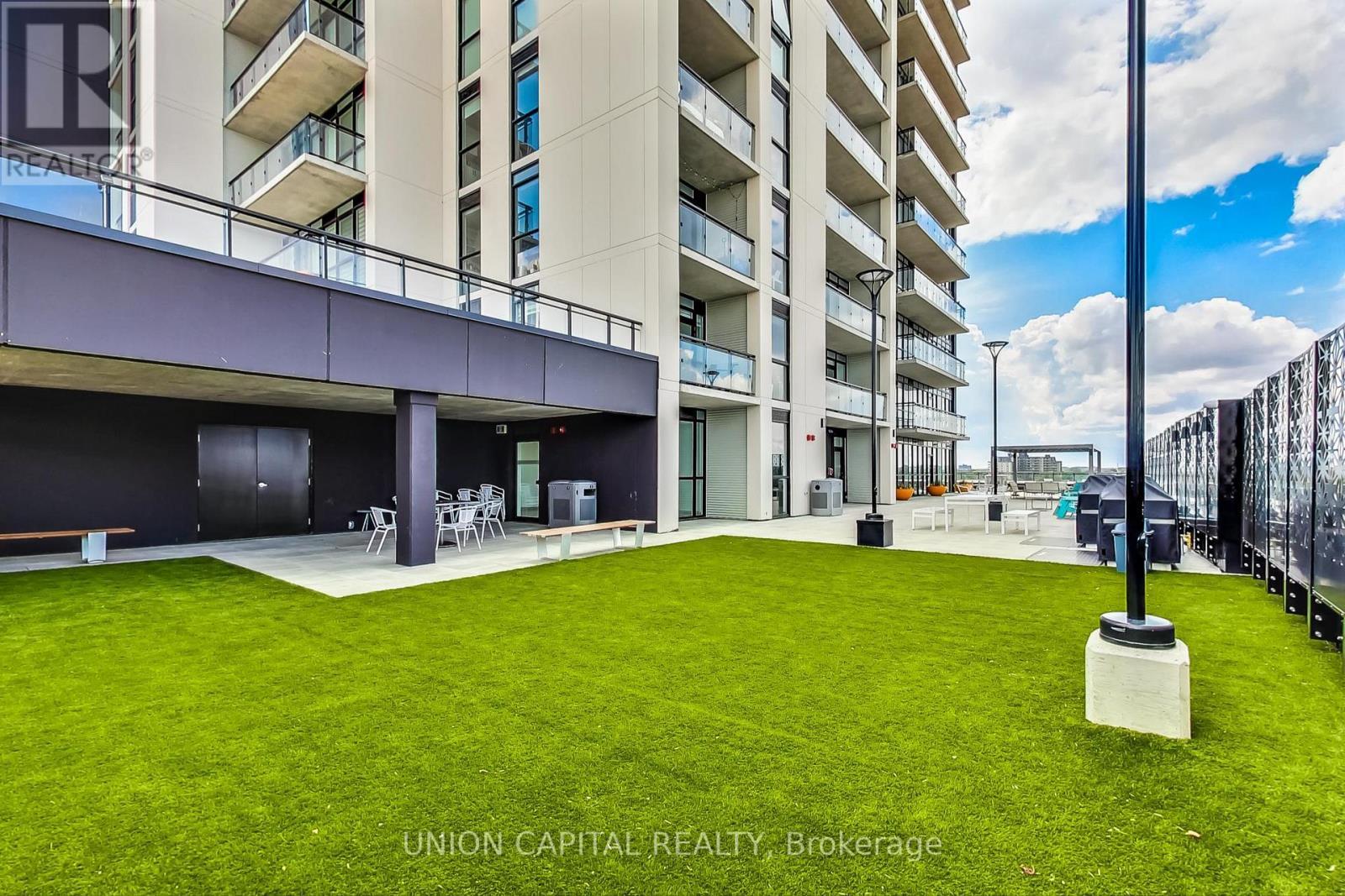 801 - 60 Charles Street W, Kitchener, ON - Outdoor