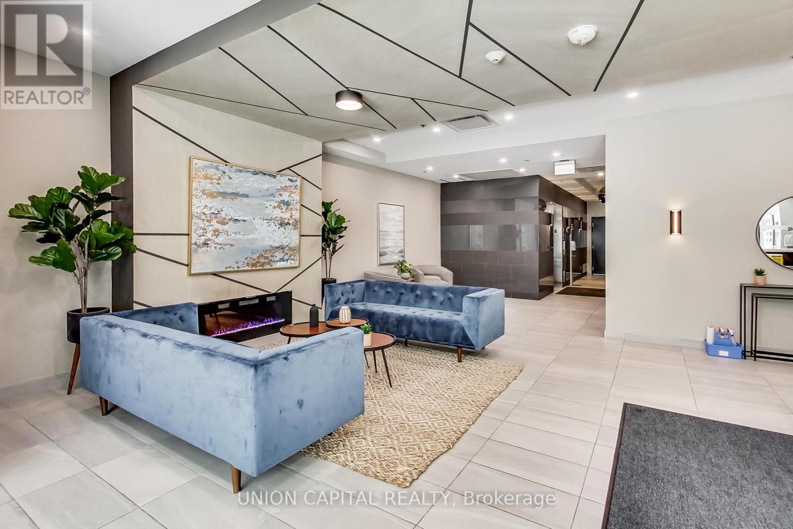 801 - 60 Charles Street W, Kitchener, ON - Indoor Photo Showing Other Room