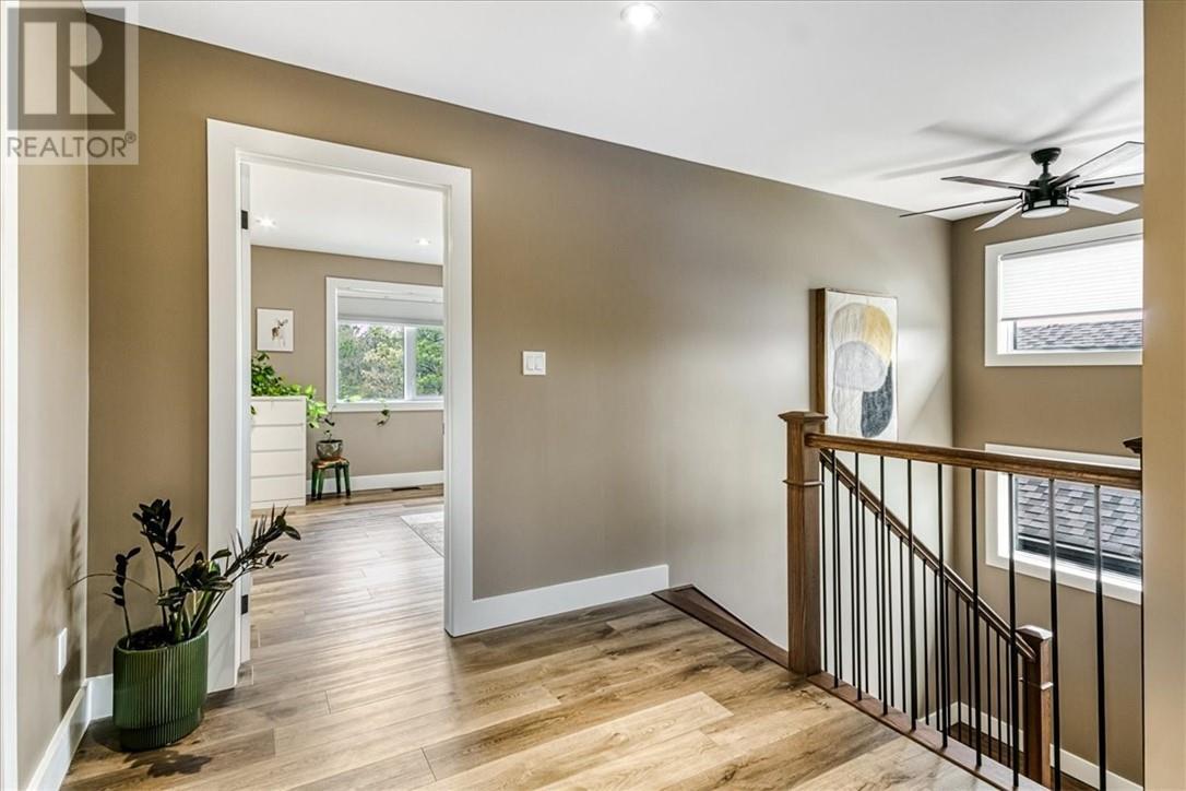 20 Chinaberry Drive, Lively, ON - Indoor Photo Showing Other Room