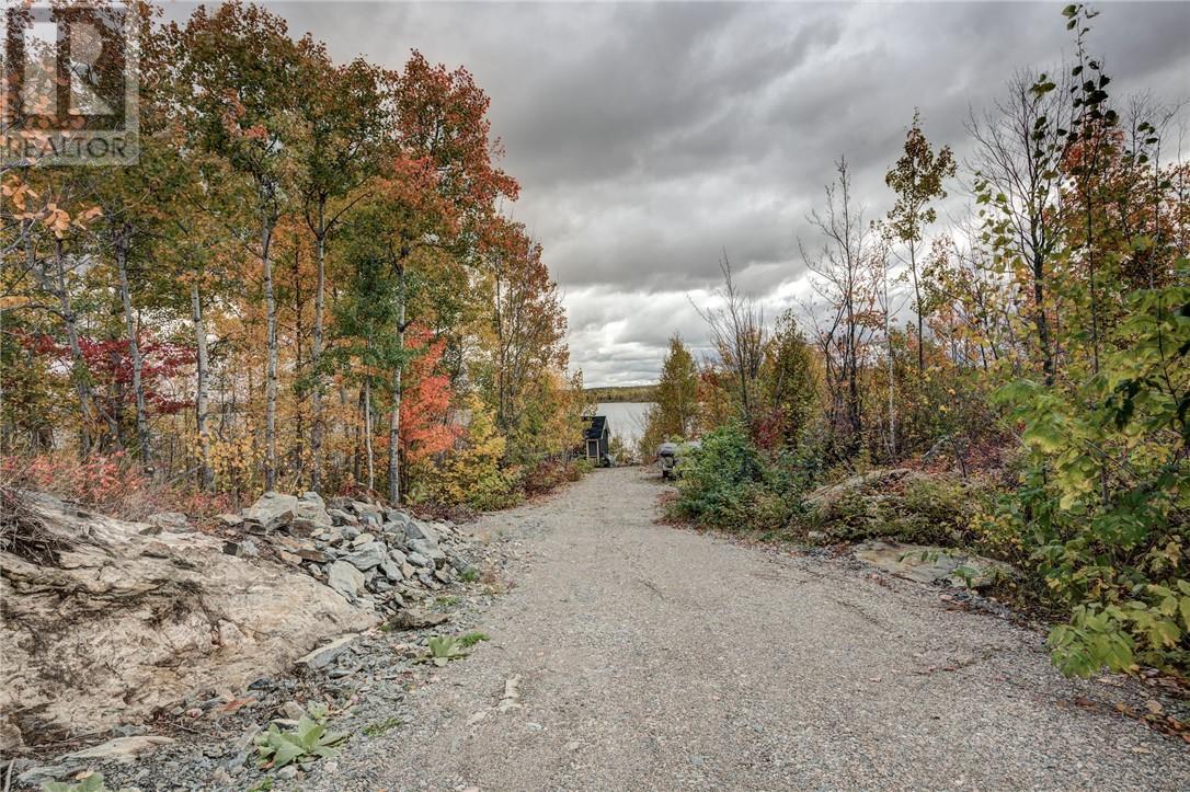 2231 Whispering Willows Road E, Azilda, ON