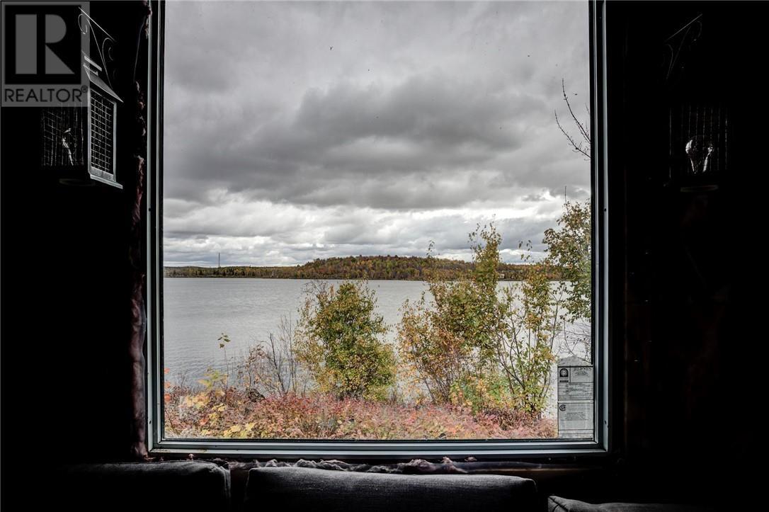 2231 Whispering Willows Road E, Azilda, ON