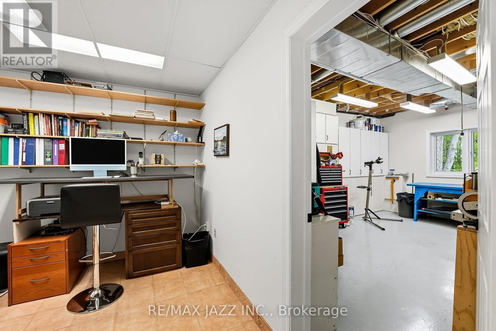 9500 Grasshopper Park Road, Clarington, ON - Indoor Photo Showing Other Room