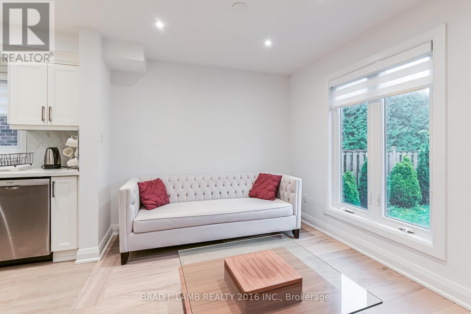 Bed 1 - 54 Campbell Avenue, Vaughan, ON - Indoor