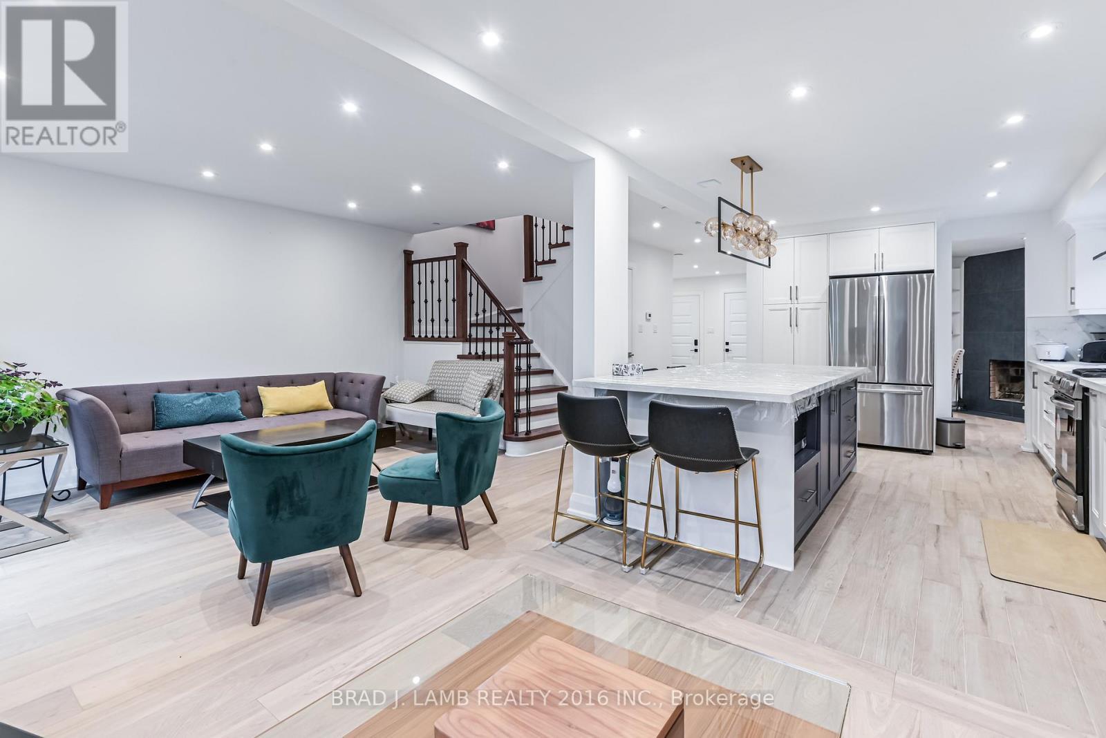 Bed 1 - 54 Campbell Avenue, Vaughan, ON - Indoor Photo Showing Other Room