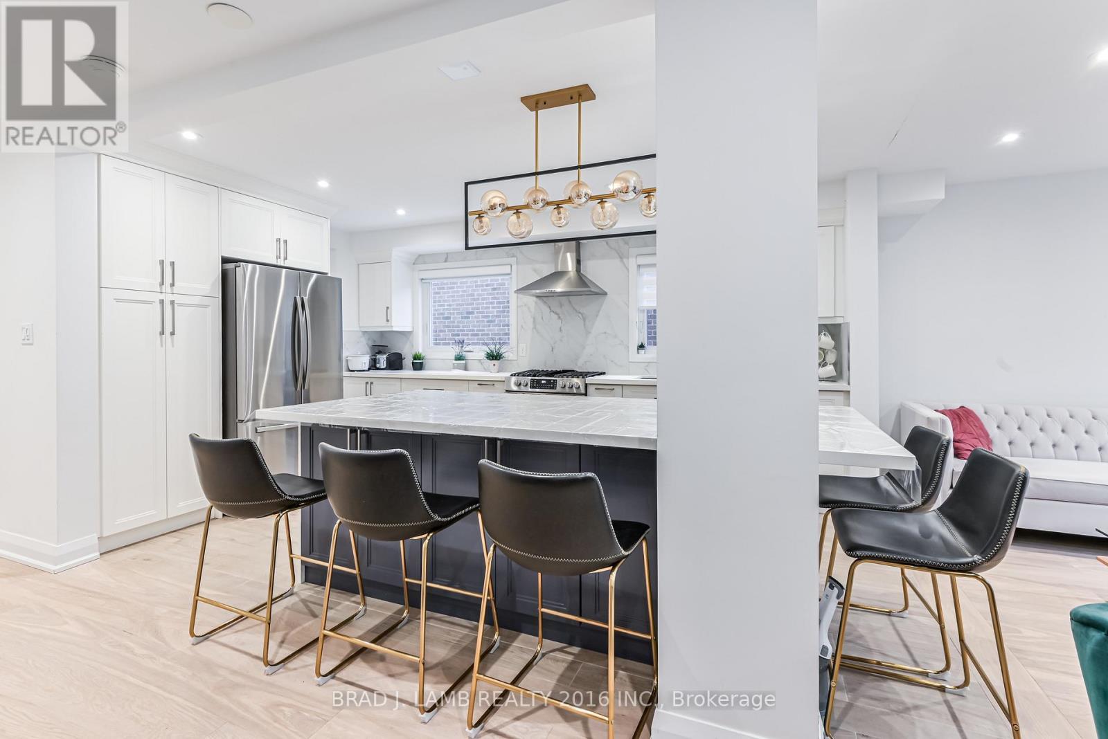 Bed 1 - 54 Campbell Avenue, Vaughan, ON - Indoor