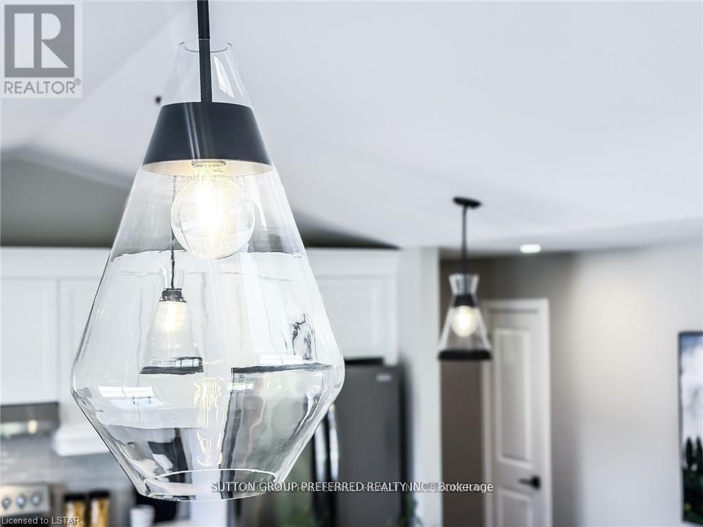 230 Beech Street, Central Huron (Clinton), ON -