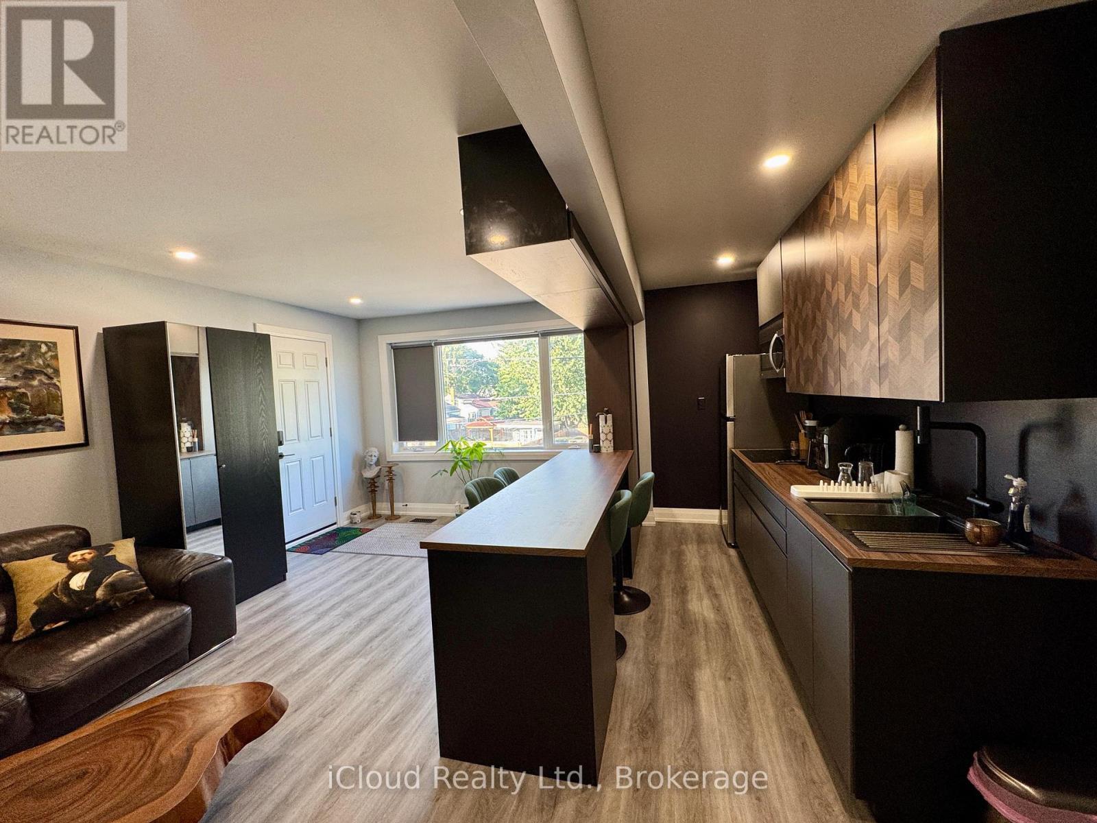 78 Melvin Avenue, Hamilton, ON - Indoor