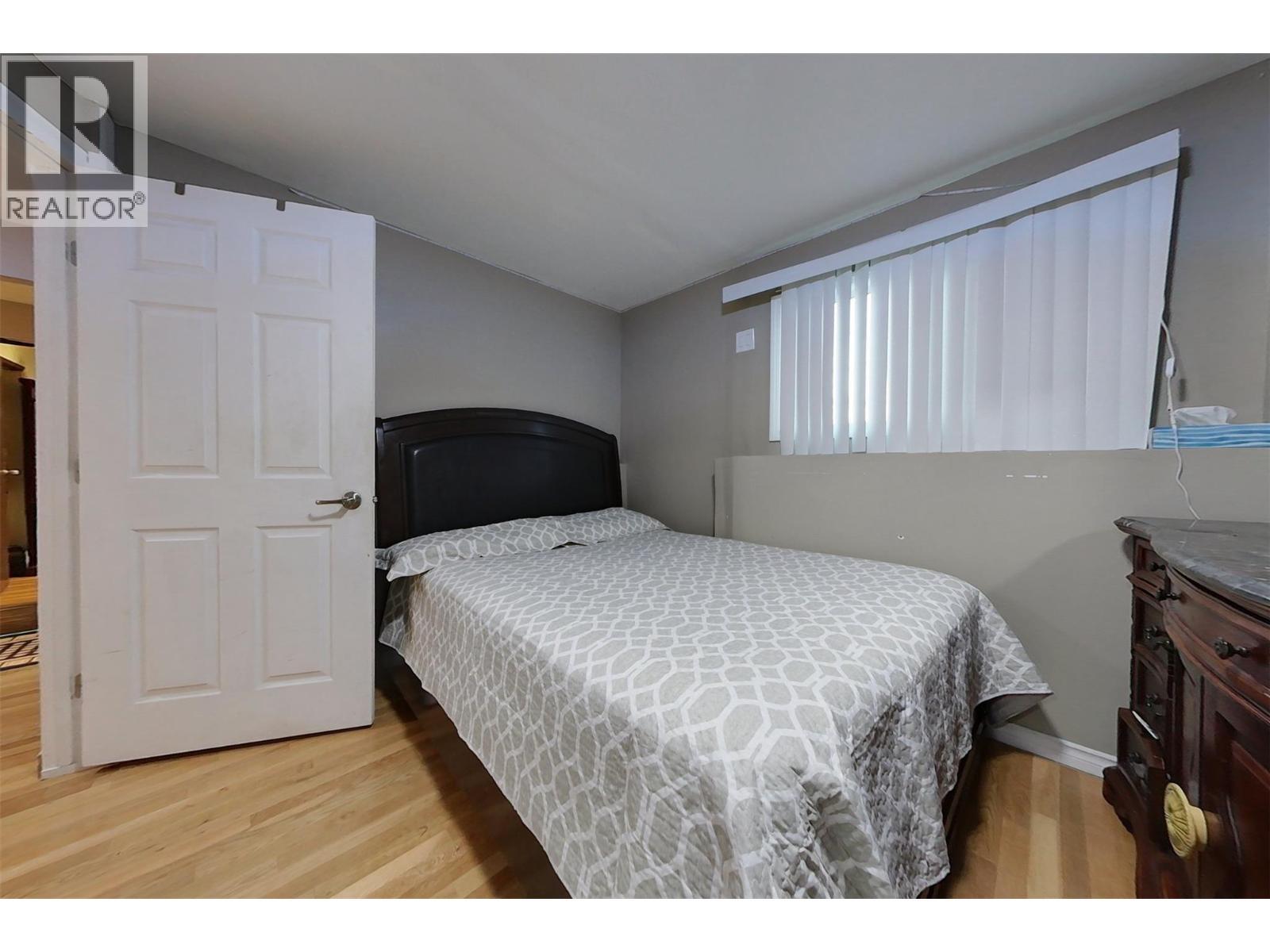 1237 32Nd S Avenue, Erickson, BC - Indoor Photo Showing Bedroom