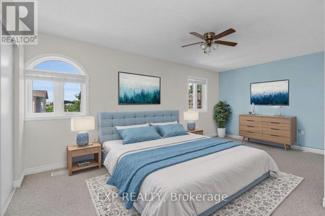 3 - 135 Sydenham Wells, Barrie, ON - Indoor Photo Showing Bedroom