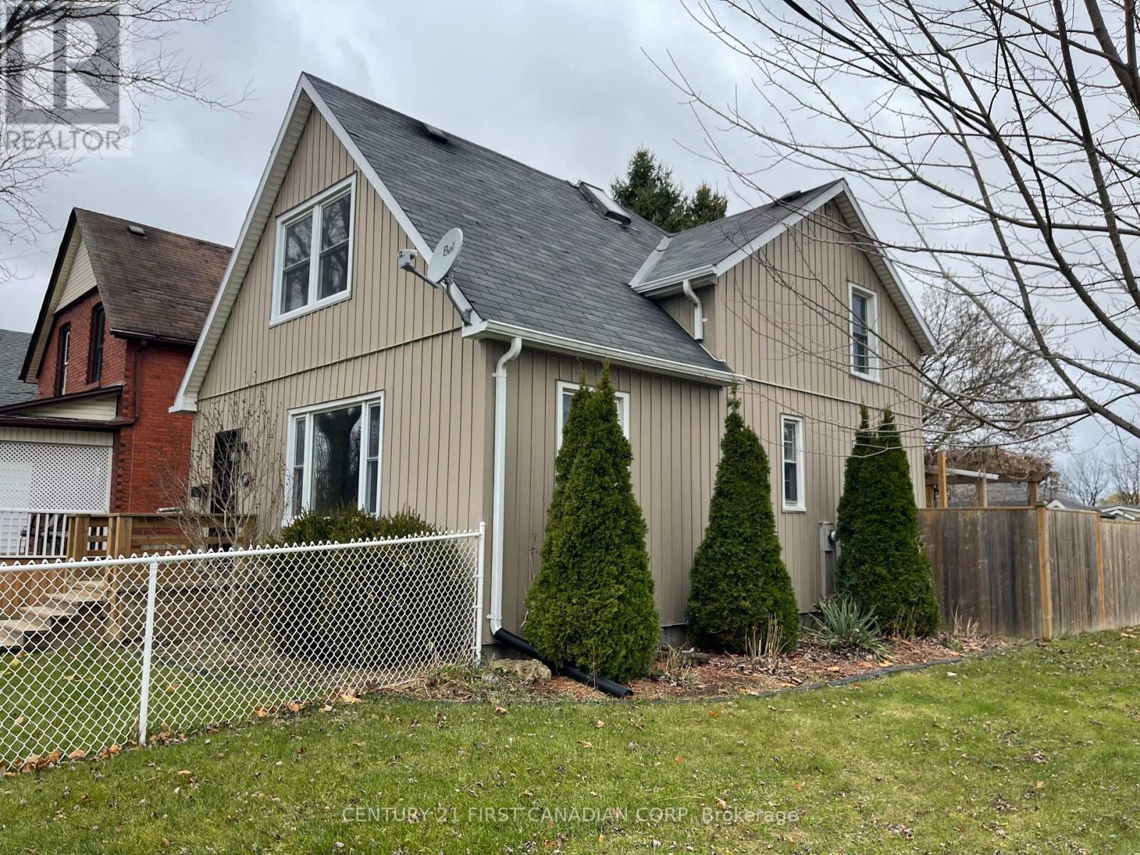 64 Edward Street, St. Thomas, ON - Outdoor