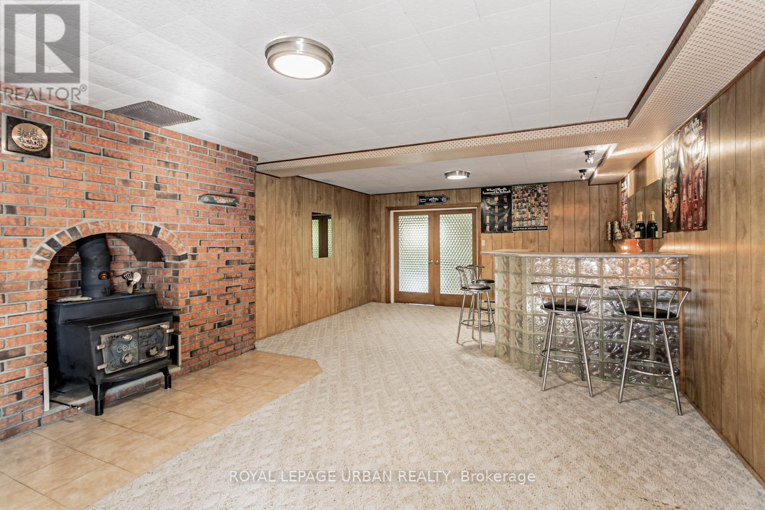 427371 25 Sideroad E, Mono, ON - Indoor Photo Showing Other Room With Fireplace