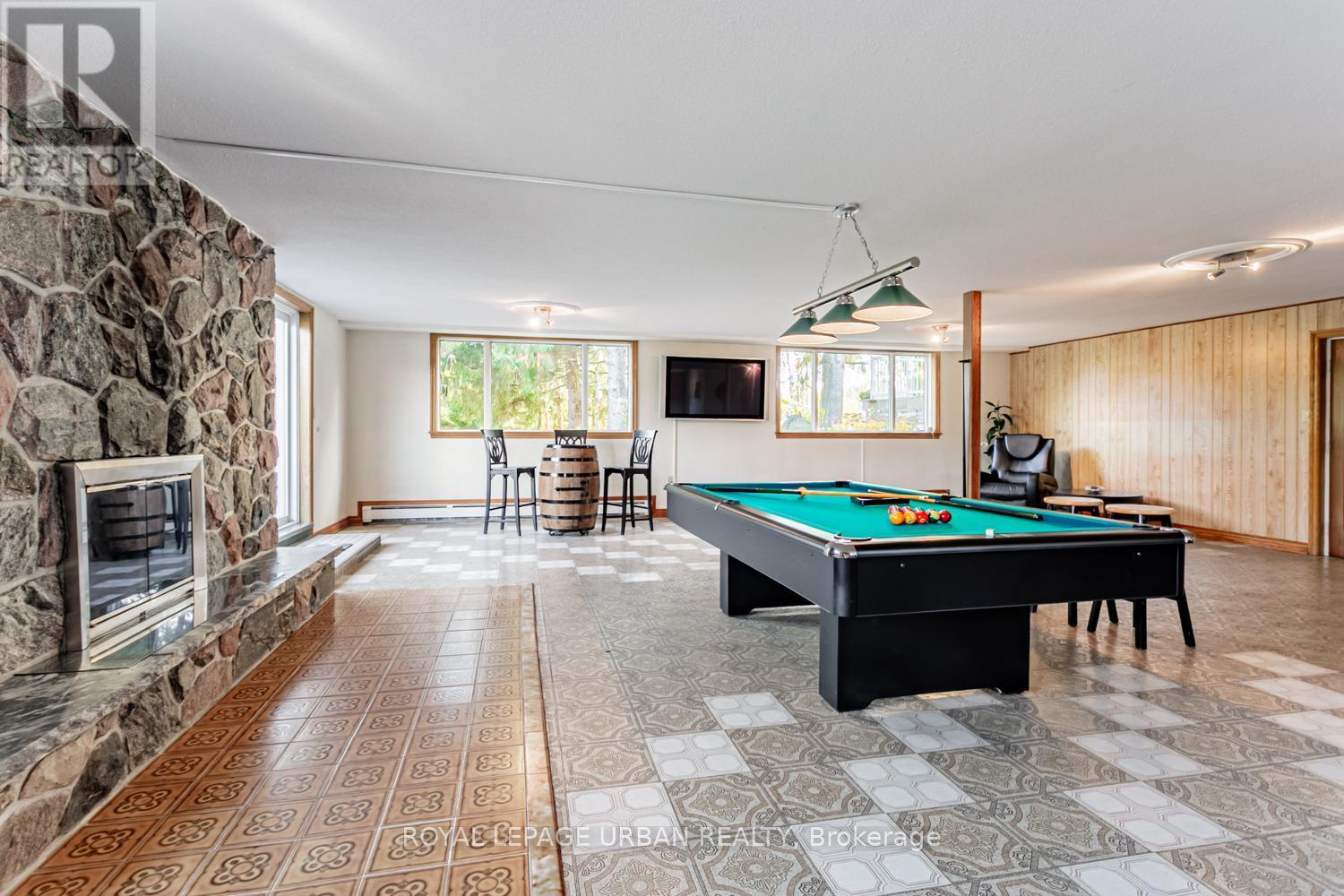 427371 25 Sideroad E, Mono, ON - Indoor Photo Showing Other Room