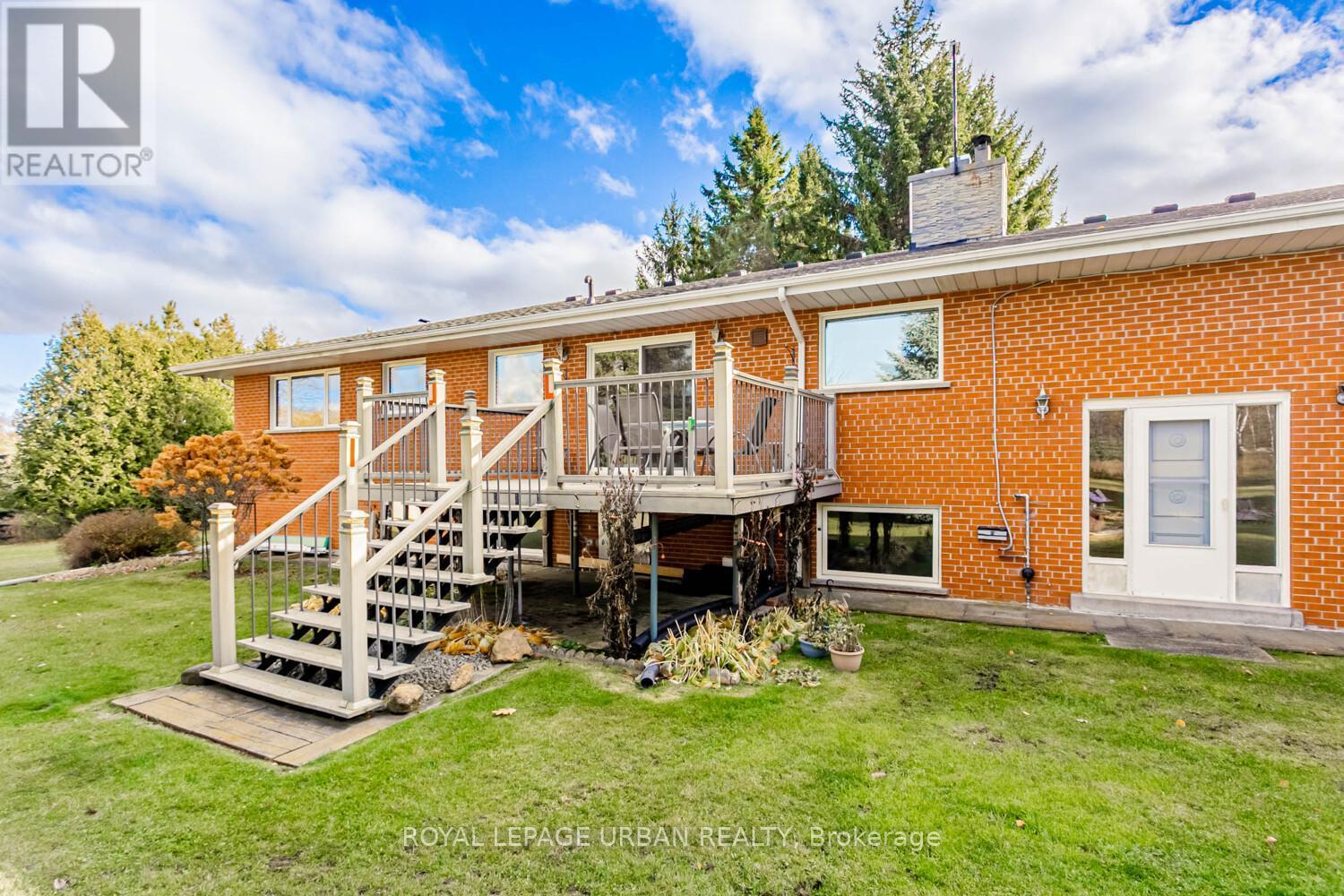 427371 25 Sideroad E, Mono, ON - Outdoor