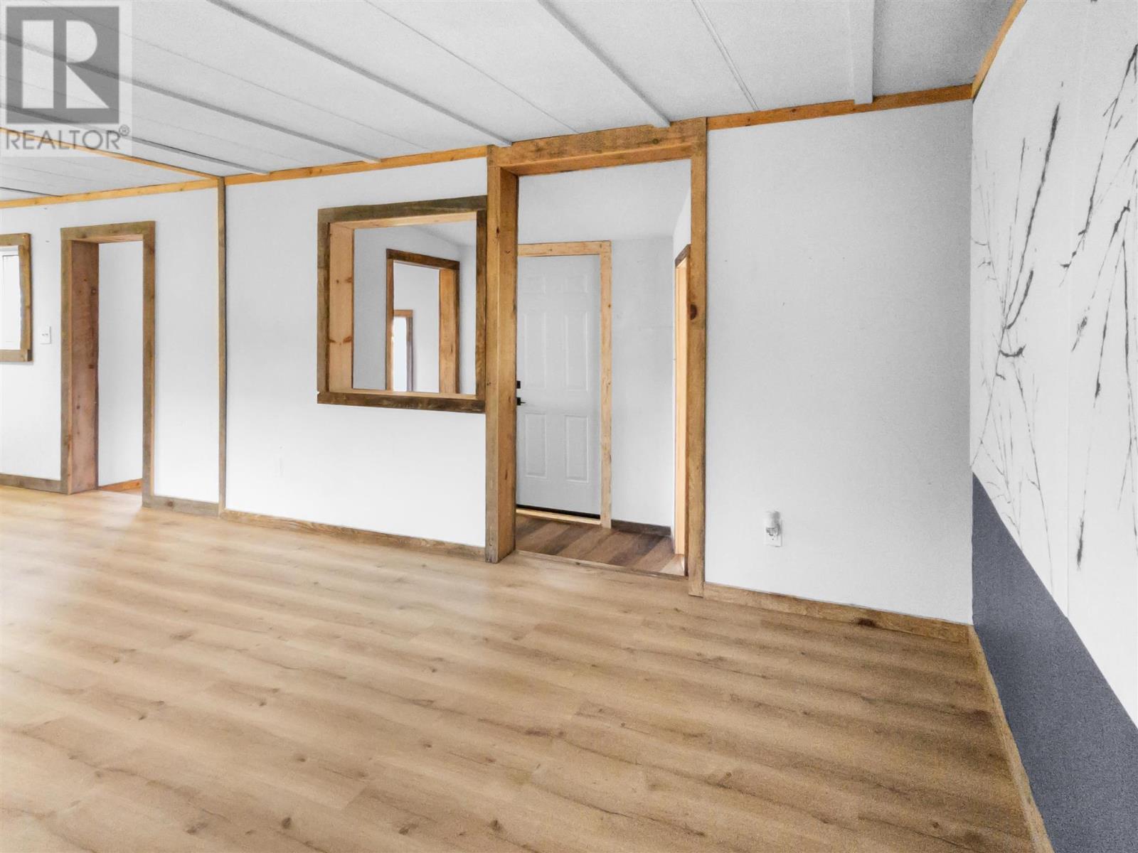 1 Cedar Ct, Heyden, ON - Indoor Photo Showing Other Room