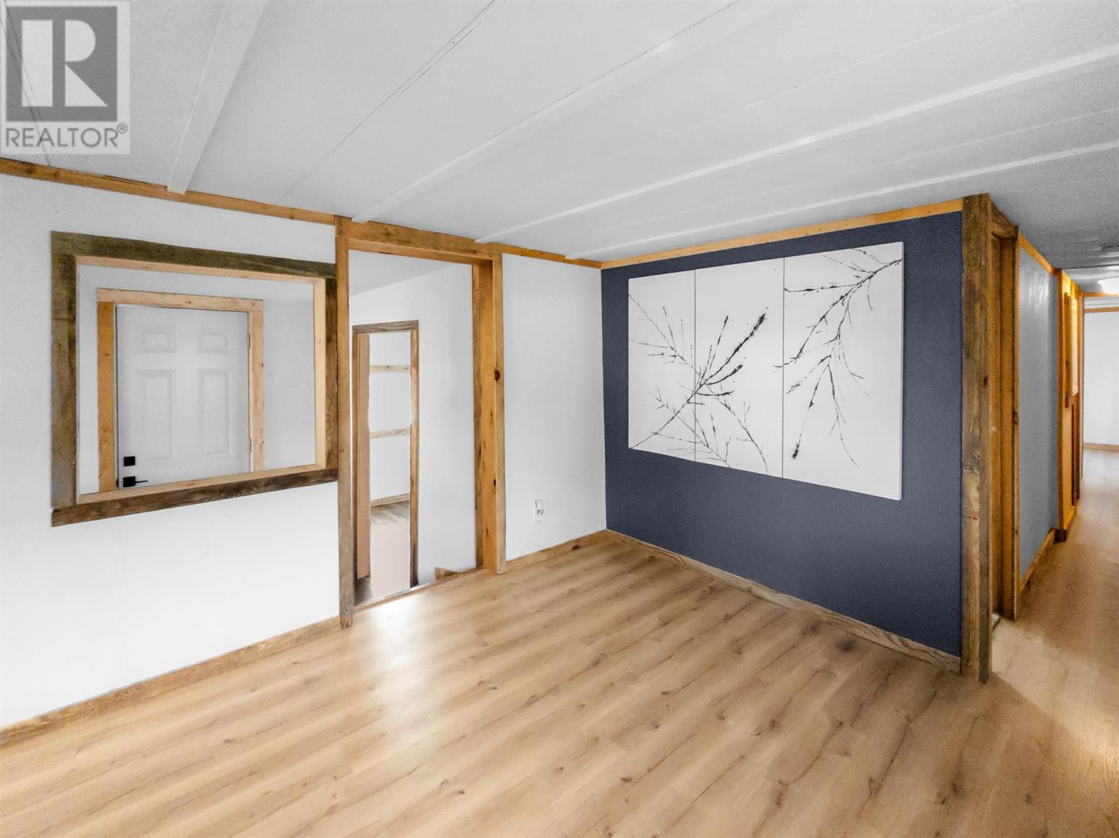 1 Cedar Ct, Heyden, ON - Indoor Photo Showing Other Room