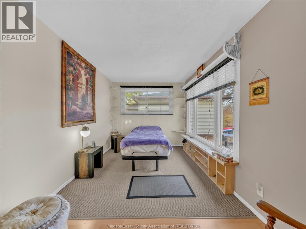 1246 Aire Place, Windsor, ON - Indoor Photo Showing Bedroom