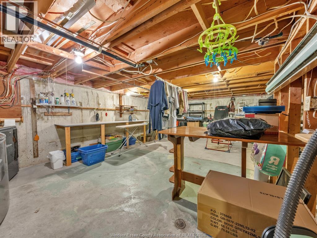 1246 Aire Place, Windsor, ON - Indoor Photo Showing Basement