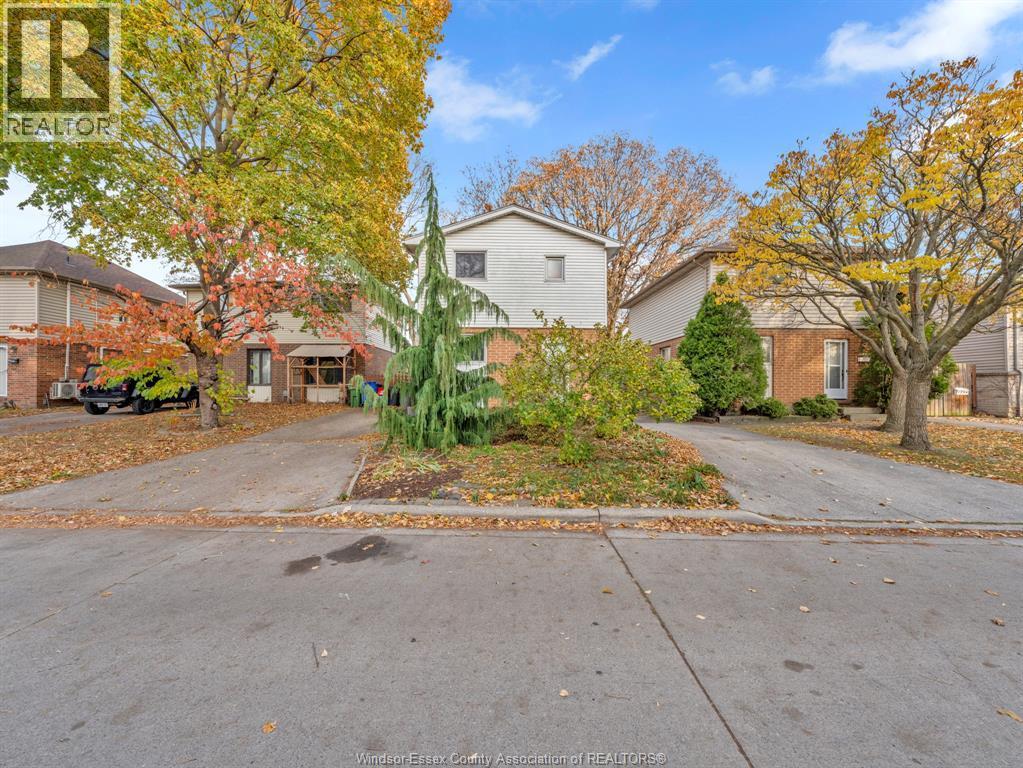 1246 Aire Place, Windsor, ON - Outdoor