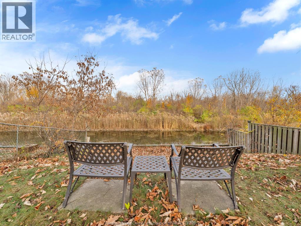 1246 Aire Place, Windsor, ON - Outdoor