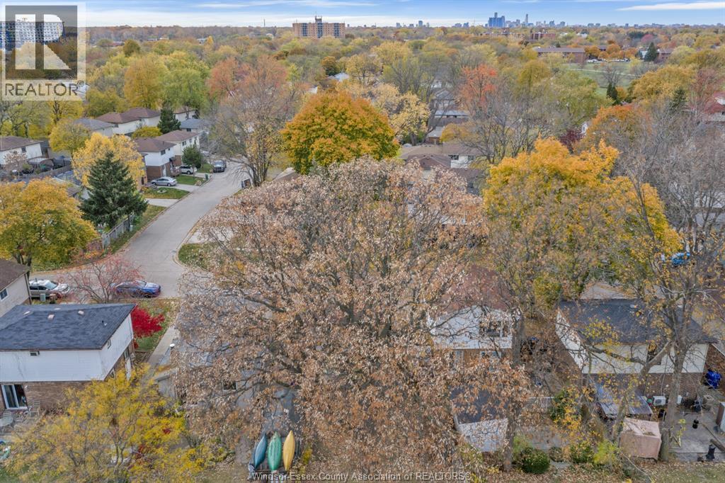 1246 Aire Place, Windsor, ON - Outdoor With View