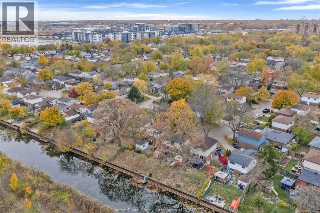 1246 Aire Place, Windsor, ON - Outdoor With View