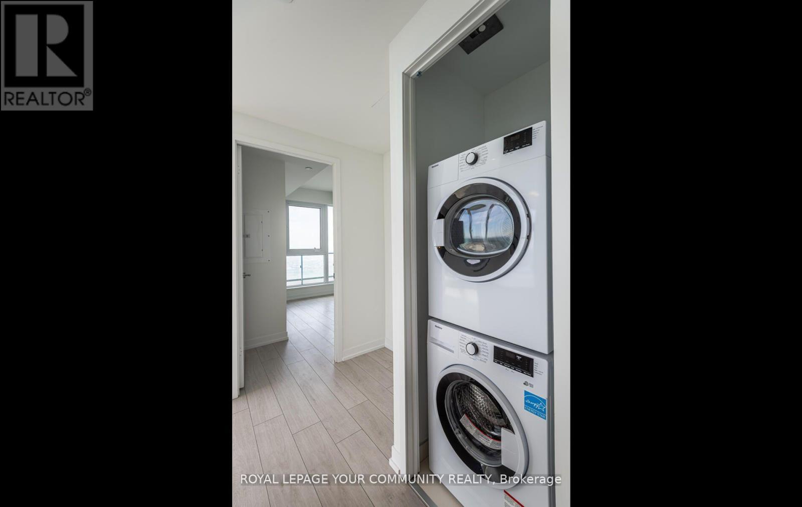6103 - 5 Buttermill Avenue, Vaughan, ON - Indoor Photo Showing Laundry Room